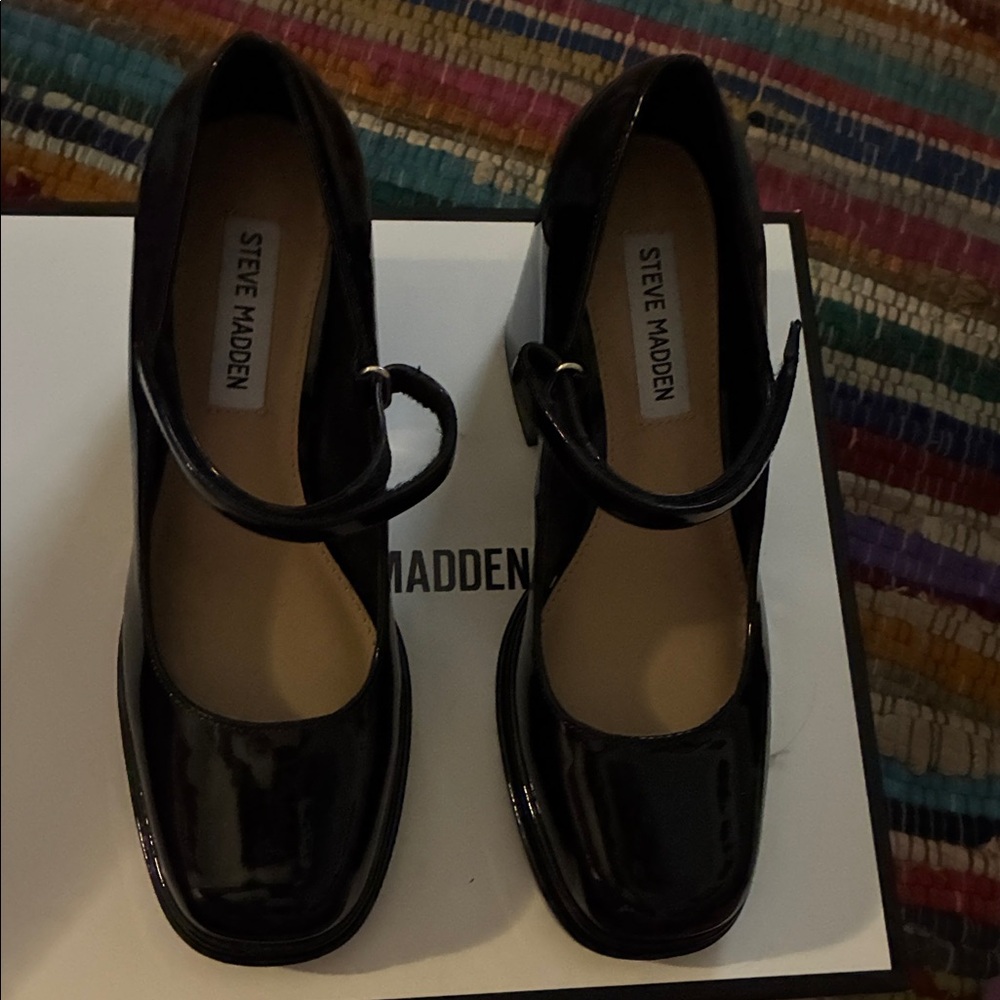 Steve Madden Black Patent Mary Jane’s - Picture 3 of 4